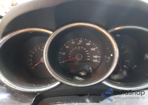 2011 Kia Sorento Lx z USA, uszkodzony, nr VIN 5XYKT3A16BG138616